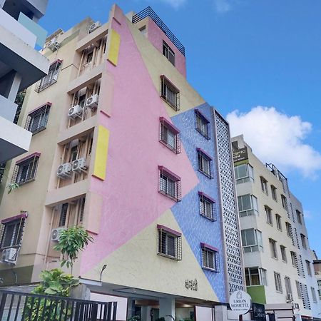 Urban Hometel Pune Bagian luar foto